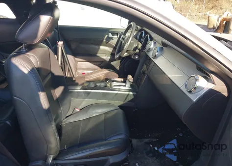 2005 Ford Mustang V6 Deluxe/V6 Premium из США, поврежденный, VIN 1ZVFT80N455254538